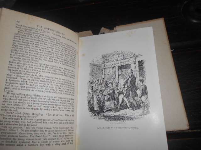 Charles Dickens -  1 volume  OLIVER TWIST  -  Caxton Pub books with colour plate