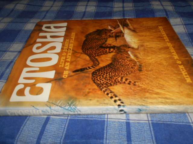 ETOSHA:  Life & death on an African plain - M & Margot Reardon -  Struik publish. 1984