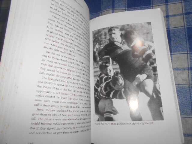 Louis Luyt - unauthorised  - Max du Preez softback 2001