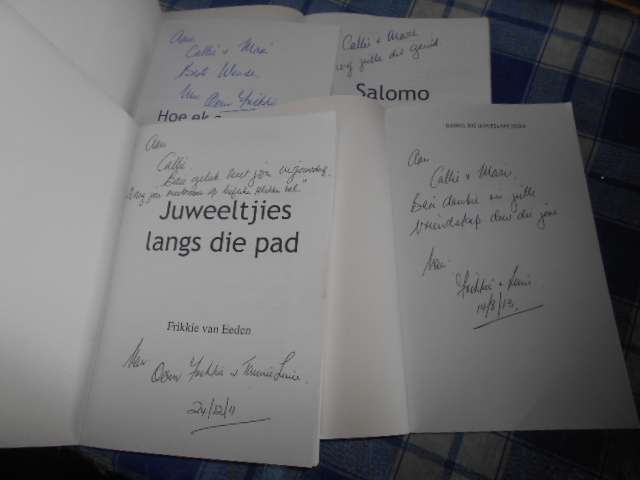 Vier Frikkie van Eeden boeke autographed, Juweeltjies/Salomo/David ens