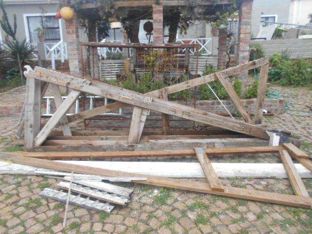 4 Oregon Pine wood Beams 4 meter by 11 centimetres wide and  3- 4 centimetres thick