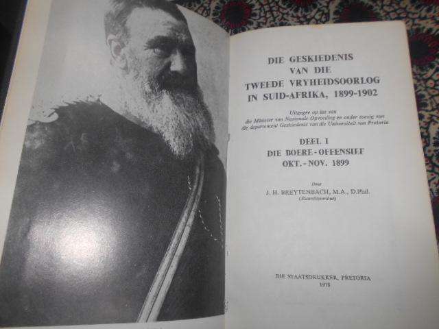 Geskiedenis van Tweede Vryheidsoorlog in Suid-Afrika, 1899-1902  VOLUME 1 BOEREOFFEN