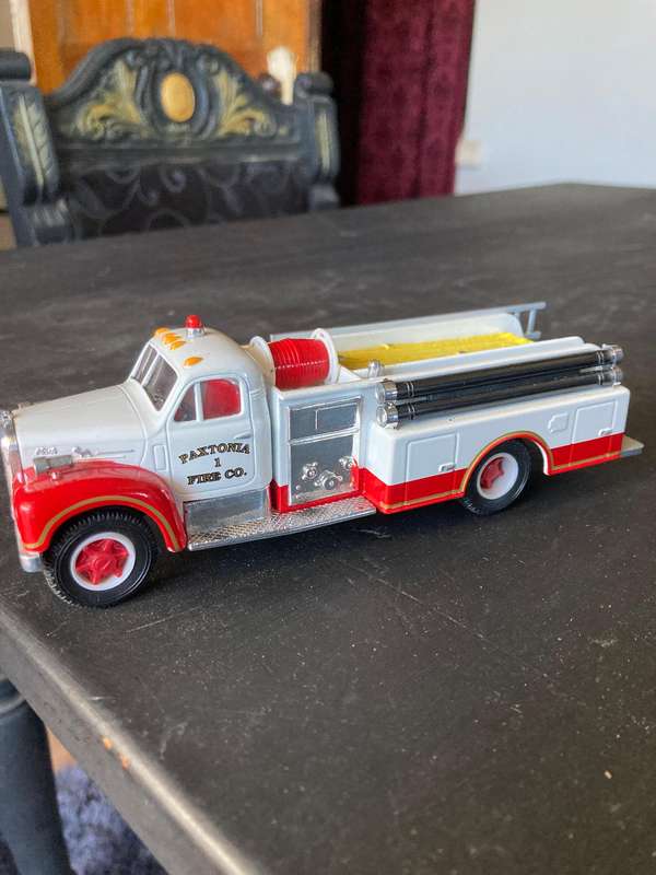MACK B SERIES FIRE TRUCK BY CORGI 1:50 SCALE