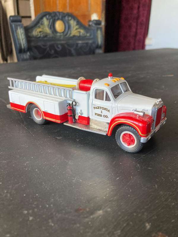 MACK B SERIES FIRE TRUCK BY CORGI 1:50 SCALE