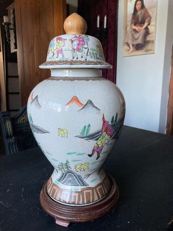 VERY LARGE ORIENTAL  CRACKLE GLAZE GINGER JAR WITH STAND