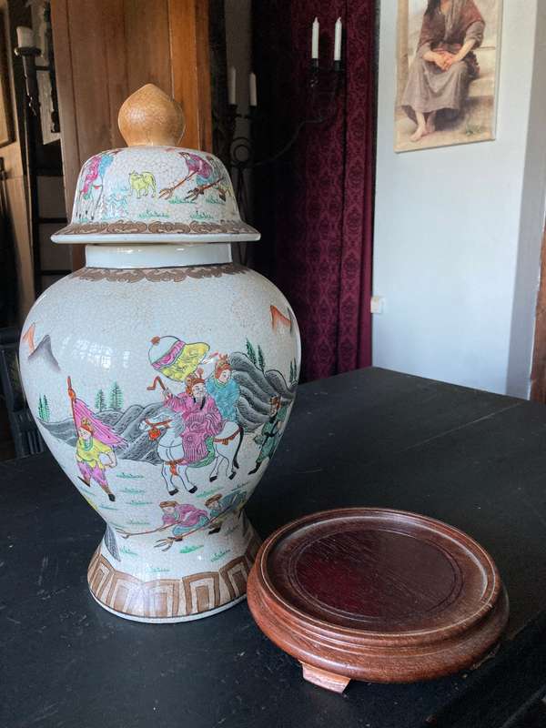 VERY LARGE ORIENTAL  CRACKLE GLAZE GINGER JAR WITH STAND