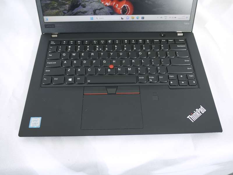Lenovo ThinkPad T480s Business Class Laptop -  i7 8550U 8Threads up to @ 4.00GHz, 8GB RAM, 1 TB SSD