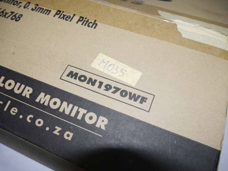 Proline Monitor MON1970WF 18.5" LCD Monitor (OPEN BOX)