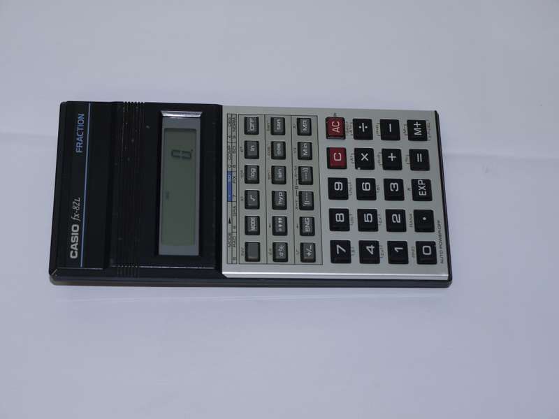 Casio fx-82L Casio Scientific Calculator Electronic Fraction Original Cover - Made in 1992