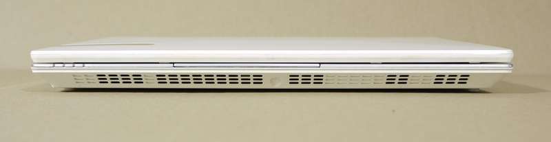 White Mini Laptop - Intel Atom Processor N550 @ 1.50Ghz, 2GB RAM, 149GB HDD [LINUX OPERATING SYSTEM]
