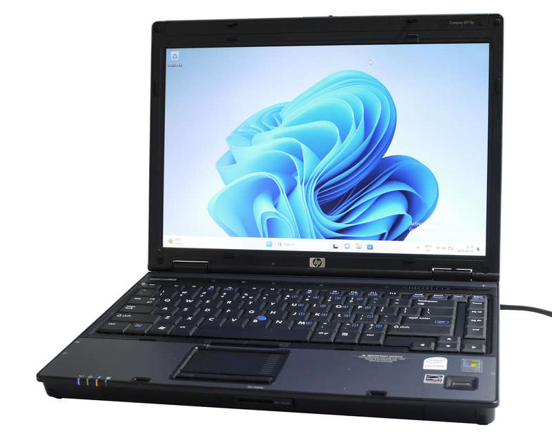 HP Compaq 6910p Laptop - Intel Core 2 Duo T7300 @ 2.00 GHz, 3GB RAM,  500GB HDD