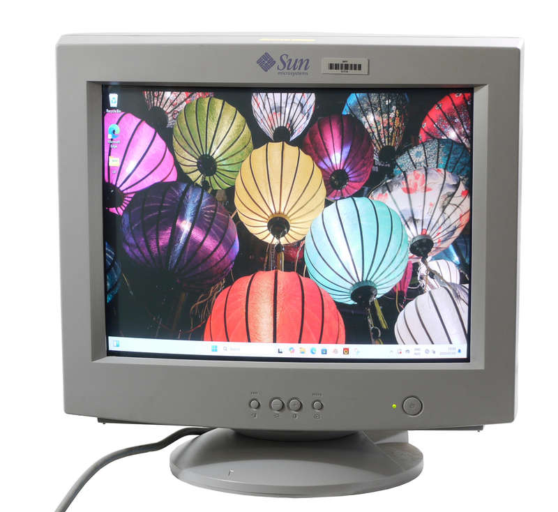 Vintage monitor - Sun Microsystems DP17M0 VGA CRT Monitor (17") 1600x1200 @ 75 Hz, 85 Hz