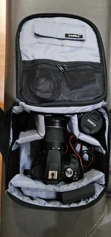 Canon EOS 2000D Camera Double Zoom Kit (Pre-Owned)
