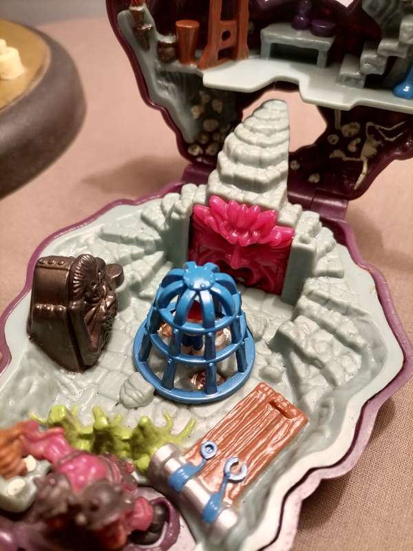 1993 Bluebird Toys MM Mighty Max Cyclops Playset - 100% COMPLETE