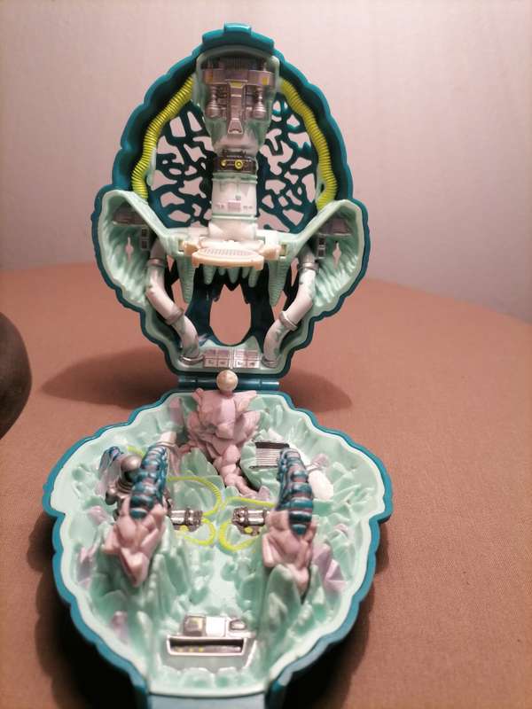 1992 Mighty Max Liquidates Ice Alien Doom Zone Playset Bluebird Toys - 100% COMPLETE