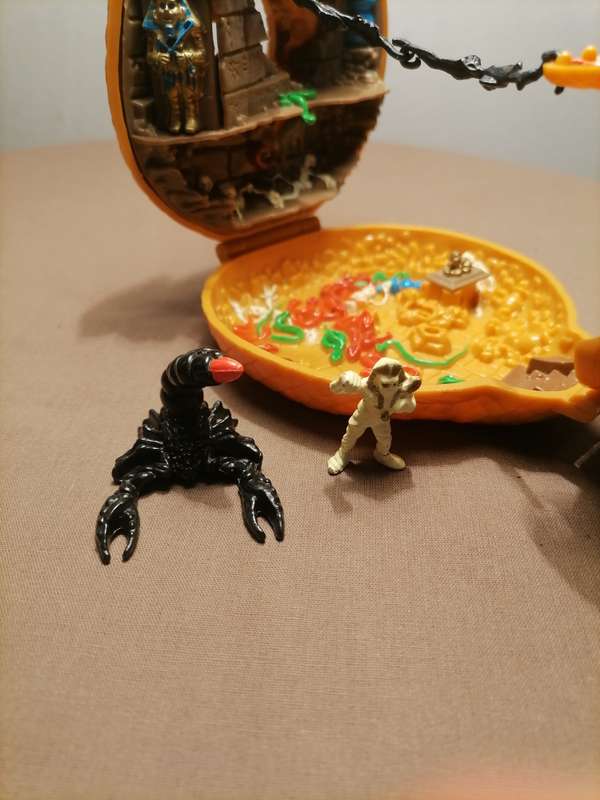 3 X MIGHTY MAX PLAYSETS