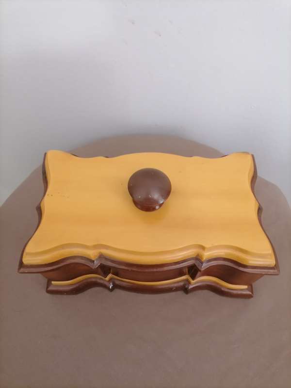 SOLID HARD WOOD JEWELRY/TRINKET BOX - OAK & ROSEWOOD - AMAZING CONDITION