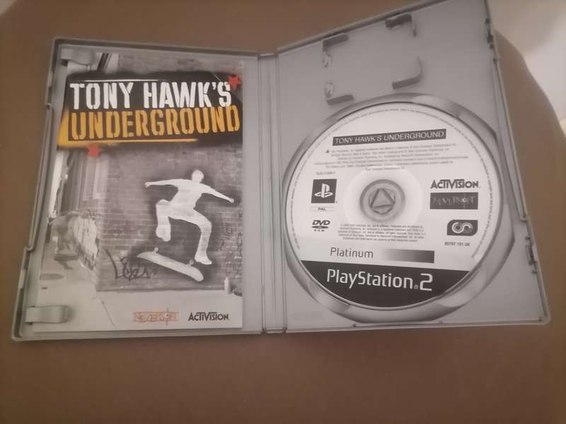 Tony Hawk Underground [Platinum] PAL Playstation 2 - WITH BOOKLET - NEAR MINT