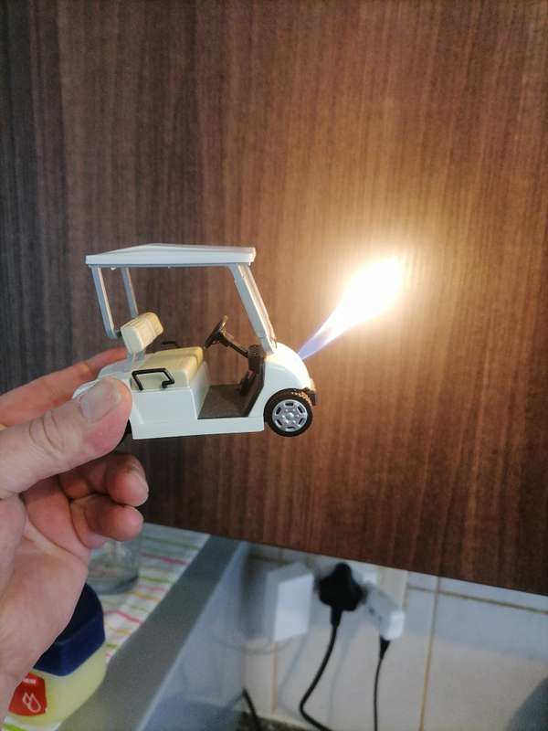 Golf Smoking Set - SUPER Heavy - Car made from Die Cast Lighter working needs gas
