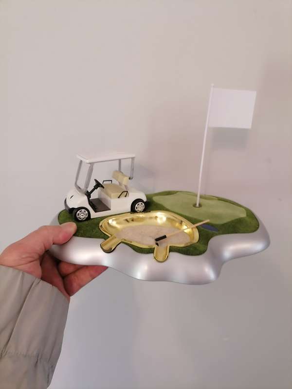 Golf Smoking Set - SUPER Heavy - Car made from Die Cast Lighter working needs gas