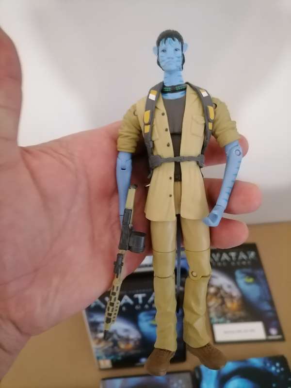 James Cameron's Avatar: The Game Collector's Edition PC Game Box Set with Figurine, Game More