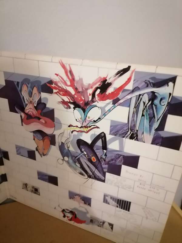 Pink Floyd The Wall 2 x LP - SCBS 2462 - NEAR MINT CONDITION