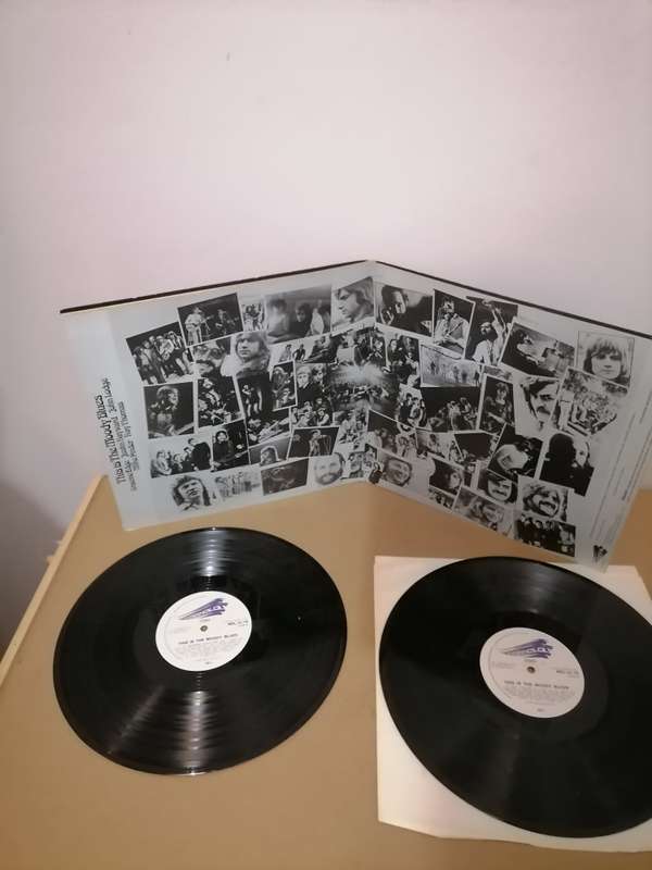 This is the Moody Blues 2 x LP - NDL. 15/16 - NEAR MINT CONDITION