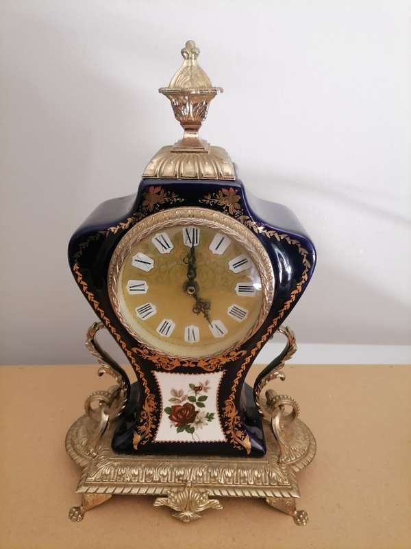 Golden Crown Gilt and Cobalt Blue Ceramic Louis Style Mantel Clock - quartz movement. Height: 35cm