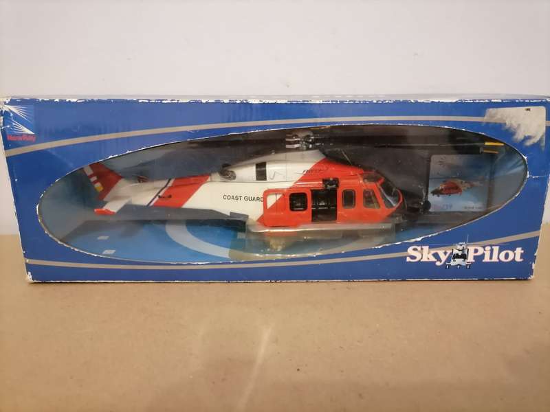 NEW RAY 1:48 Scale, Die Cast, Augusta-Westland AW139 US Coast Guard Helicopter AMAZING