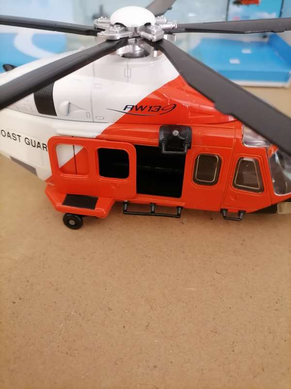 NEW RAY 1:48 Scale, Die Cast, Augusta-Westland AW139 US Coast Guard Helicopter AMAZING