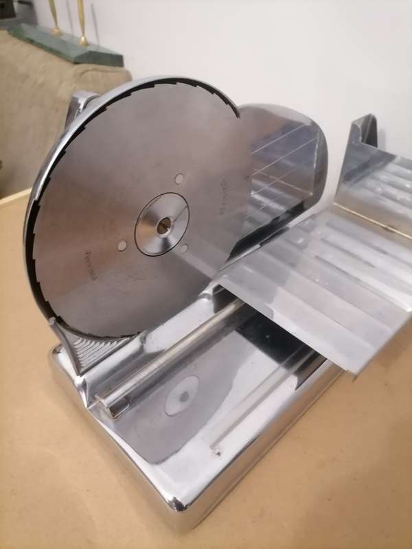 VERY RARE - VINTAGE Pineware SLICER Manual Hand Crank Slicing Machine-Stainless & Chrome