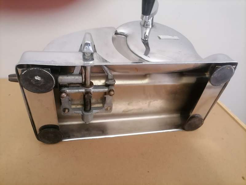 VERY RARE - VINTAGE Pineware SLICER Manual Hand Crank Slicing Machine-Stainless & Chrome