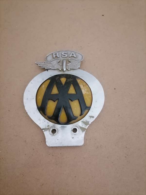 Vintage RSA plastic AA bumper badge