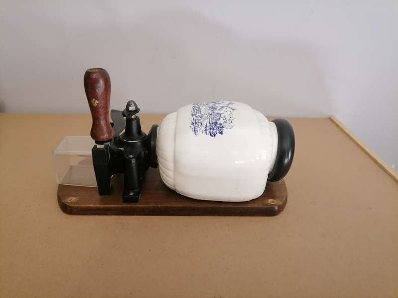 Vintage Wall Coffee Grinder Delft Blue Dutch Motif Ceramic Grinder/Holland Kitchen Sold as is