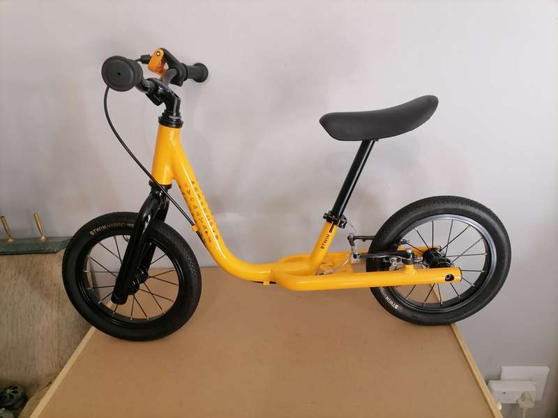 **R2599. 00** 12 inch kids balance bike runride 900 - yellow