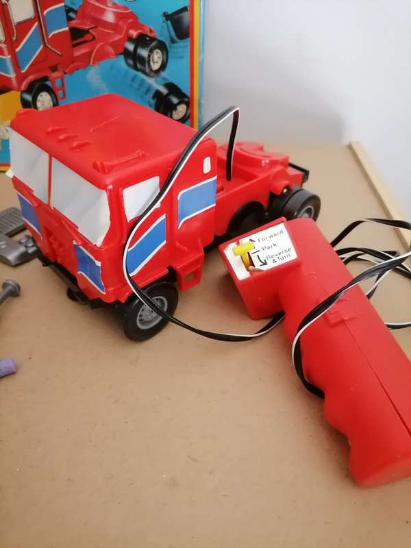 RARE EARLY 1970S SLAM BAM DIESELS NOT SSP SMASH UP DERBY SEMI Trucks 100% COMPLETE IN BOX