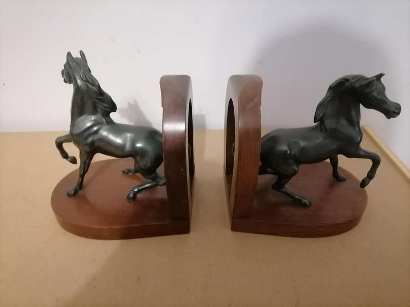 Metal Horse Spelter and imbuia Wood Bookends - AMAZING CONDITION