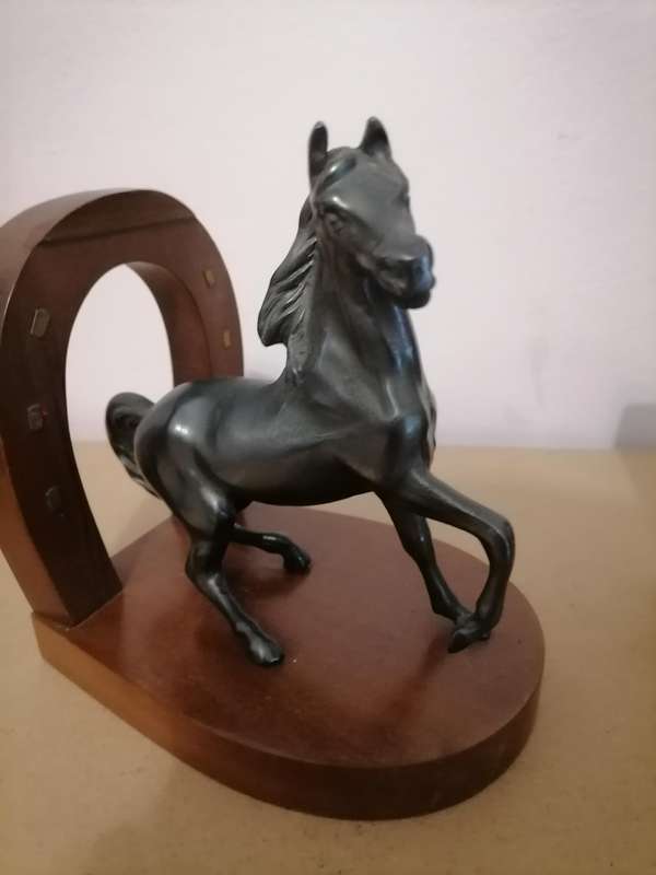Metal Horse Spelter and imbuia Wood Bookends - AMAZING CONDITION