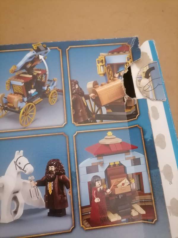 2019 Beauxbatons Carriage: Arrival at Hogwarts LEGO - 75958