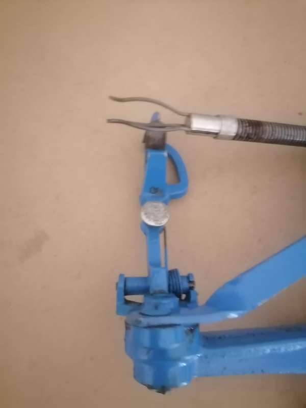 Original vintage cast metal Pefra Peach/Apple Peeler in excellent working condition