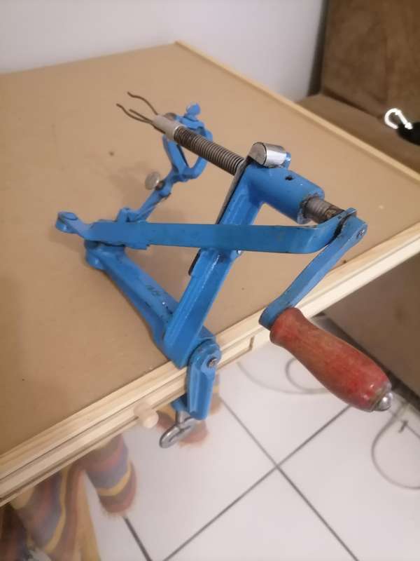 Original vintage cast metal Pefra Peach/Apple Peeler in excellent working condition