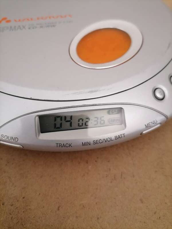Vintage SONY D-E340 CD Walkman Portable Player - 100% WORKING