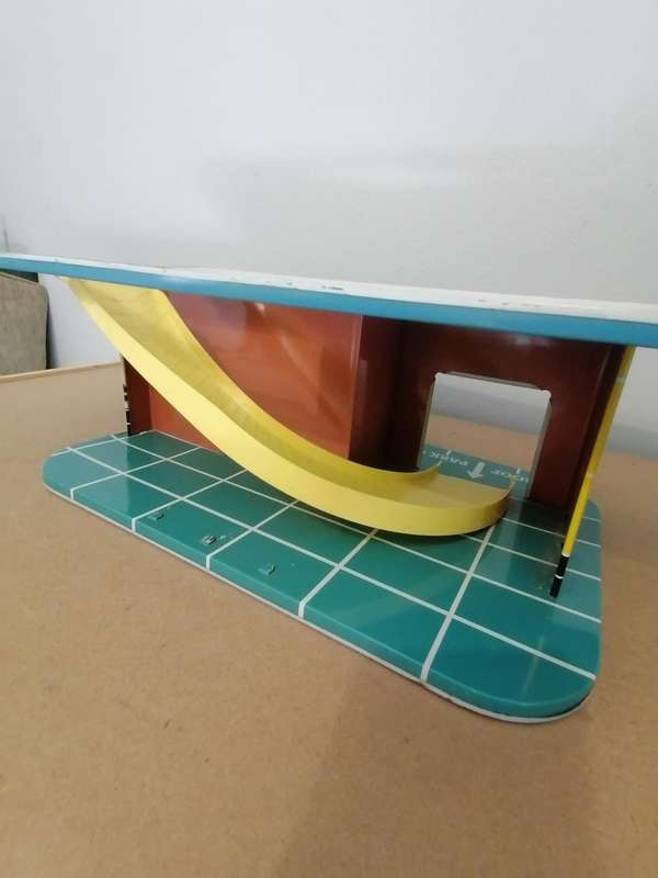 1960's VINTAGE TIN TOY METTOY SHELL FILLING STATION GARAGE RARE