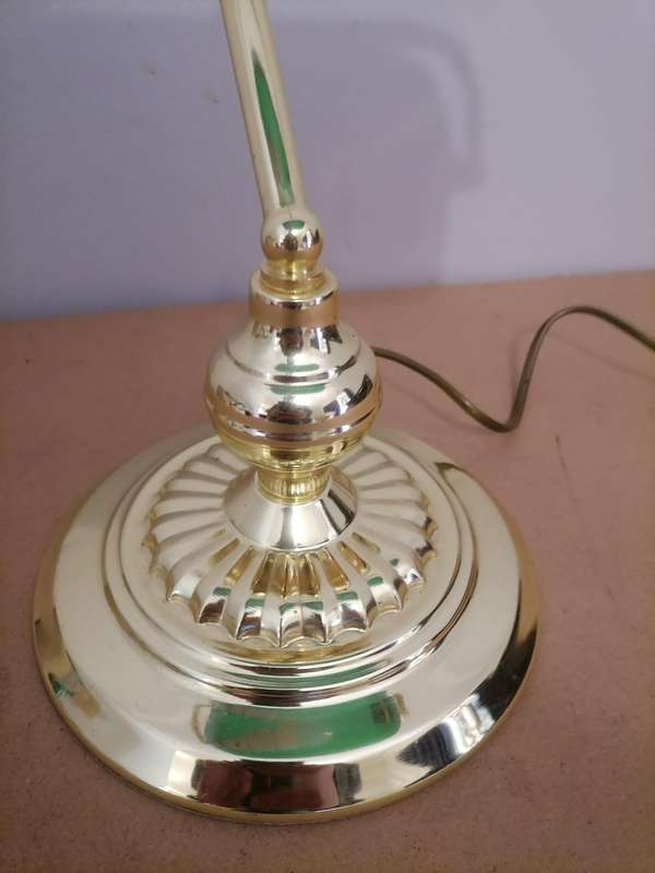 Vintage Gold Tone With Green Shade Desk/ Bankers Lamp - 100% WORKING - Spotless looks Brand New