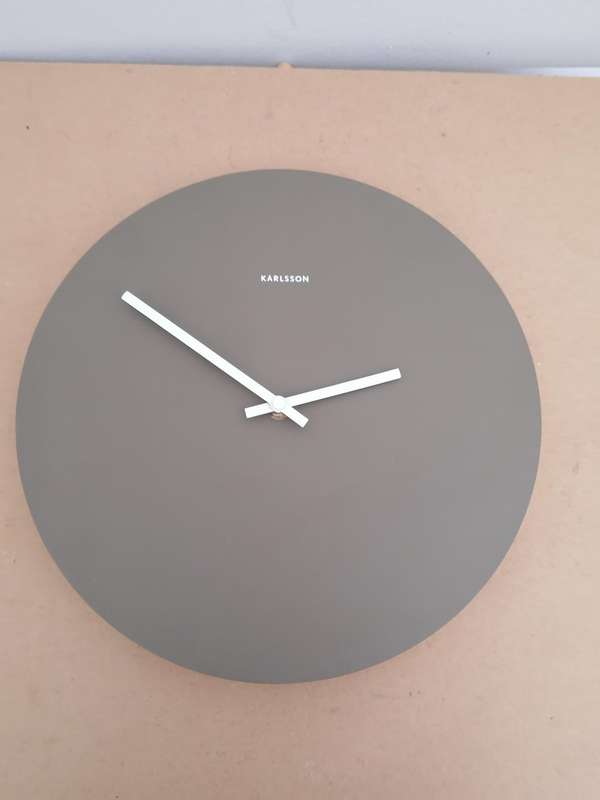 KARLSSON Wall Clock Colour Splash Moss - HIGH END BIRCHWOOD - 100 % WORKING - LIKE NEW