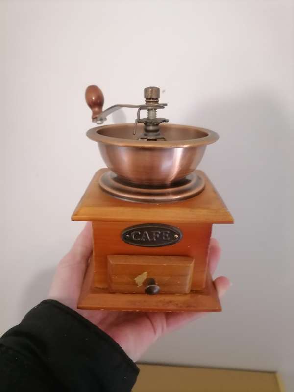 Vintage Cafe Coffee Grinder - 100% WORKING