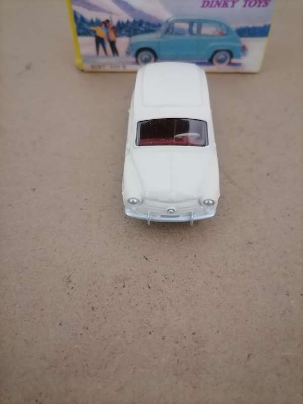 DINKY TOYS - 520 - FIAT 600D - NOREV MODEL - Looks Brand New with Original Box - 1:43