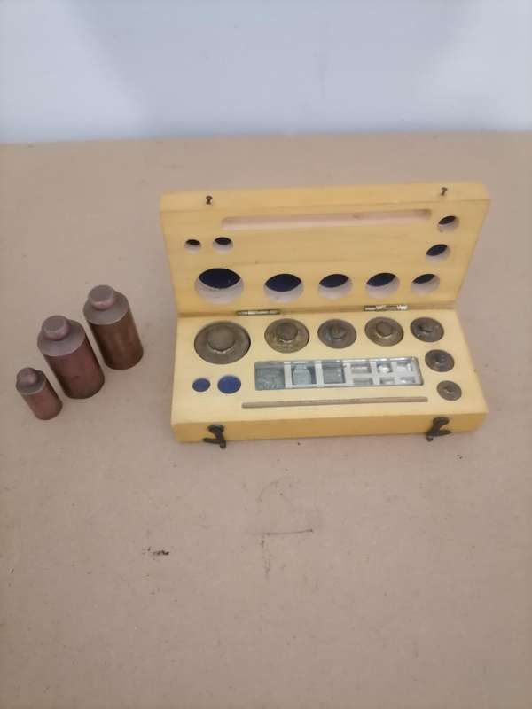 Vintage Full Set Gram Apothecary Copper Weight in Box