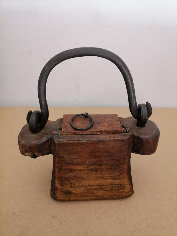 ANTIQUE HANDMADE WOODEN OIL POT VERY RARE