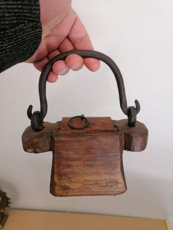 ANTIQUE HANDMADE WOODEN OIL POT VERY RARE